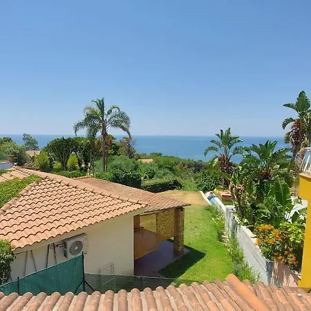 Vista Mare A Praialonga Le Castella (Calabria)